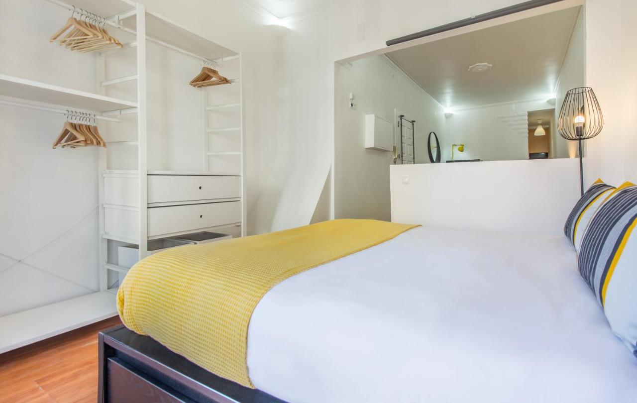 Apartment Paraiso Alfama Studio In *